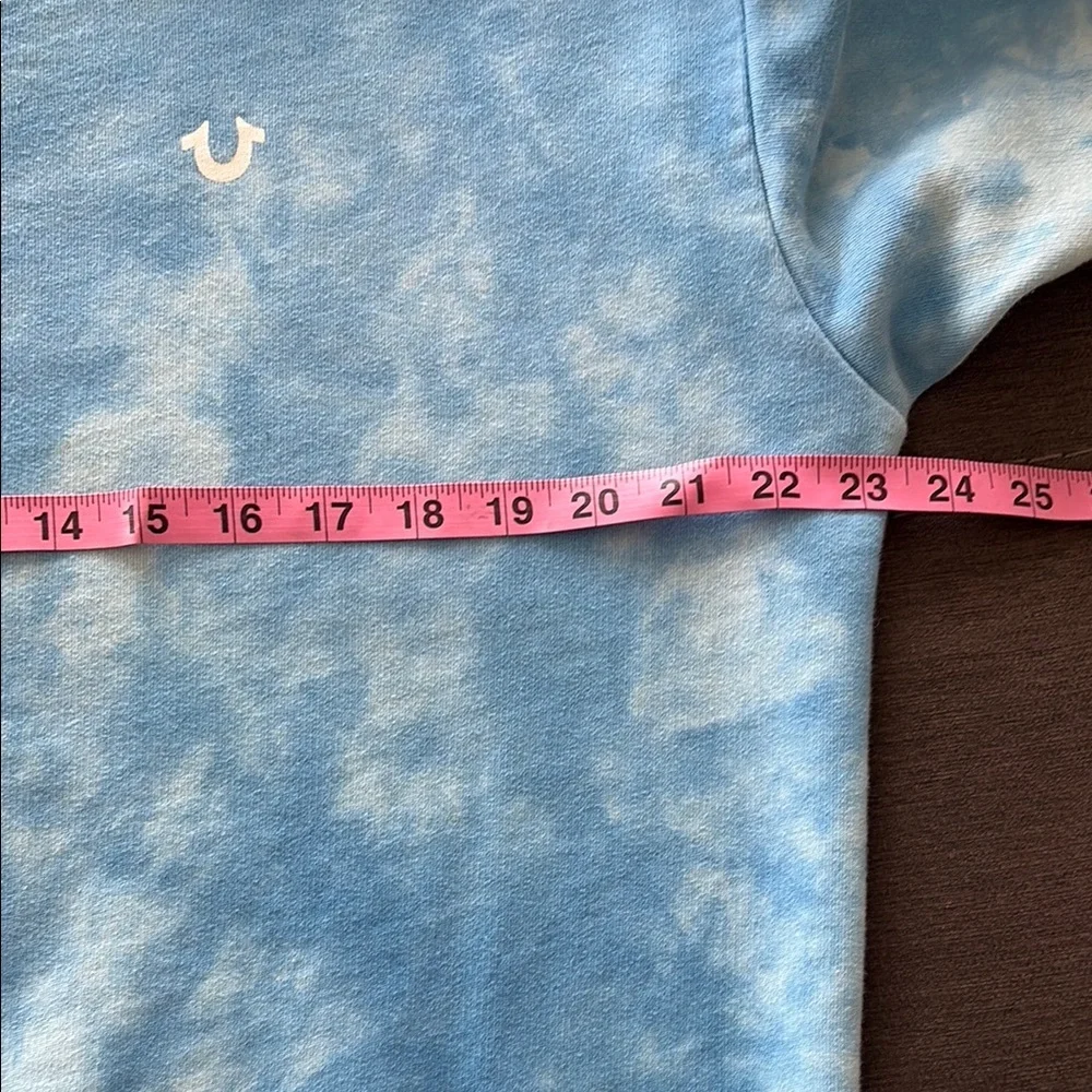 True Religion man’s Blue Crewneck Sweater with Tie-Dye Effect. M